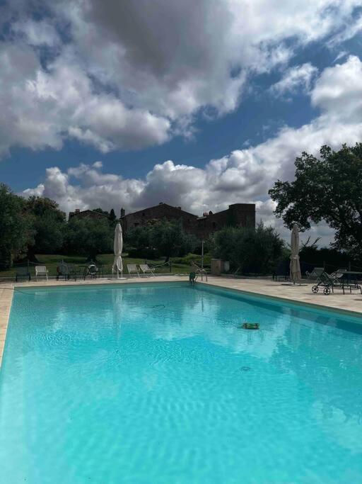 Medieval Tower In Umbria With Swimming Pool Montelagello Exterior foto